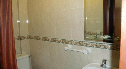 Гостиница Hostal O Patron в Сантьяго-де-Компостела