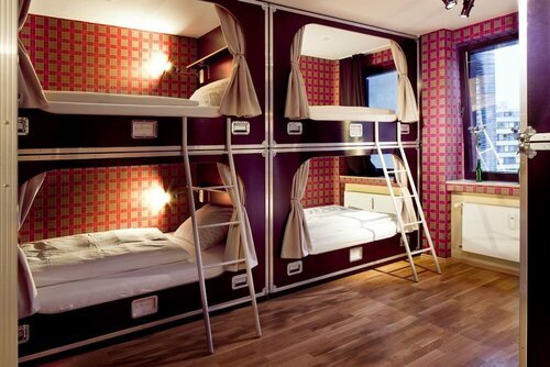 Хостел Die Wohngemeinschaft Hostel в Кёльне