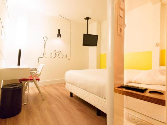 Фото Qbic Hotel Amsterdam WTC