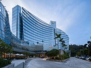 Grand Bay Hotel Zhuhai (No. 245 Shuiwan Road, Xiangzhou District, Zhuhai, Guangdong, 519020), hotel