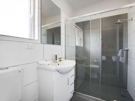 Фото Nightcap at Ashley Hotel