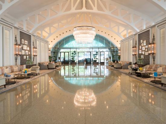 Фото Fullerton Bay