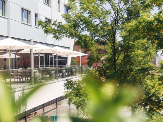 Фото Harry’s home München Moosach hotel & apartments