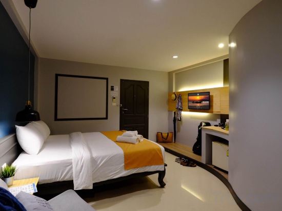 Фото Tharapark View Hotel