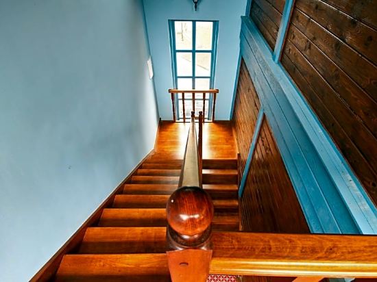 Фото Golden Tulip Borjomi Hotel