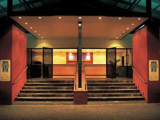 Фото Mercure Alice Springs Resort