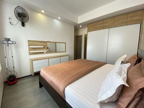 Фото Elizabeth Golf Apartment