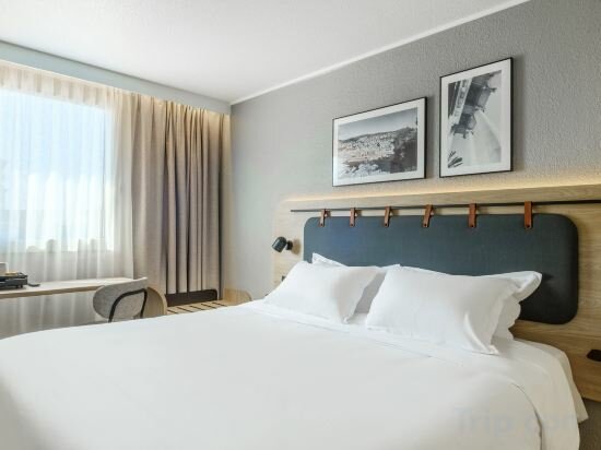 Фото Campanile Nice Airport