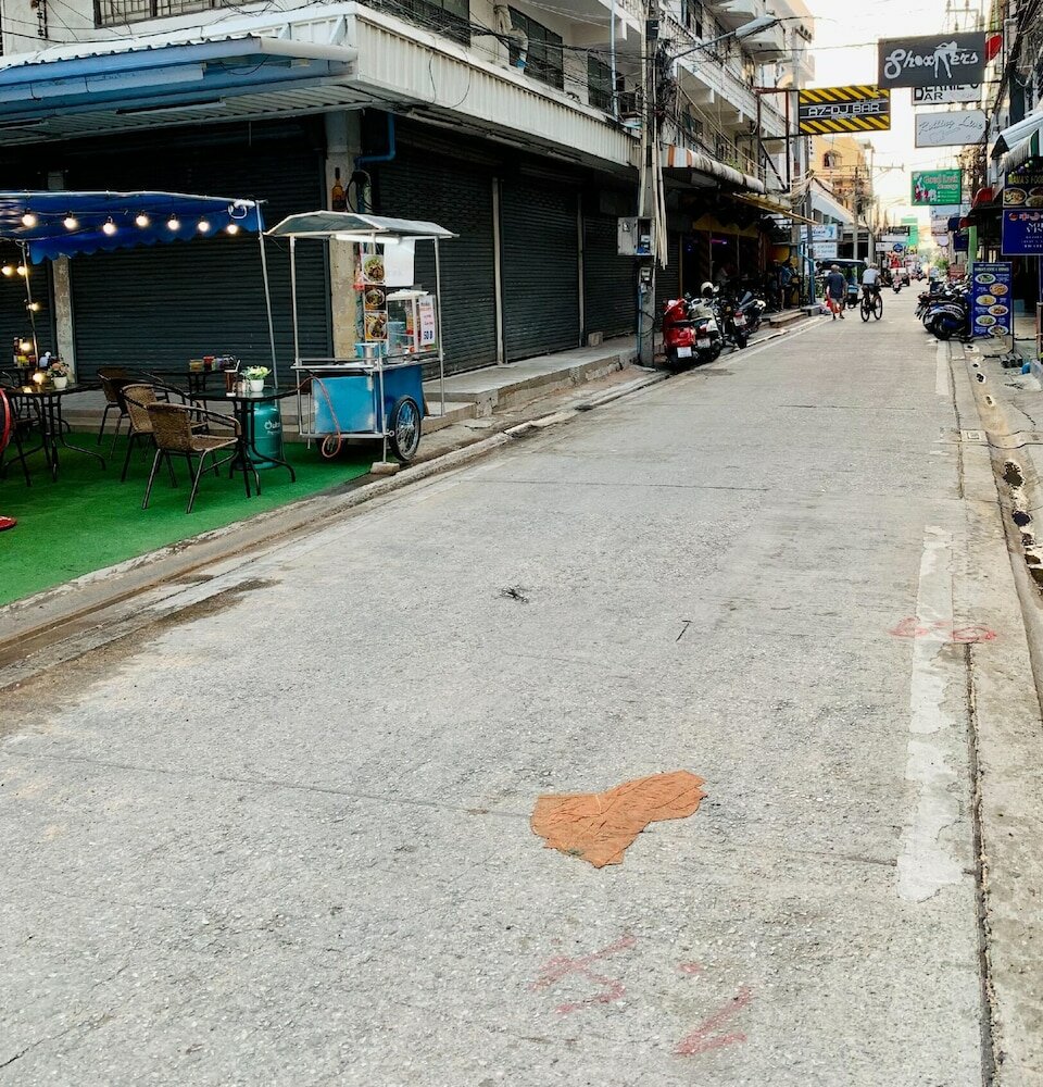 Фото J. P. Inn Pattaya