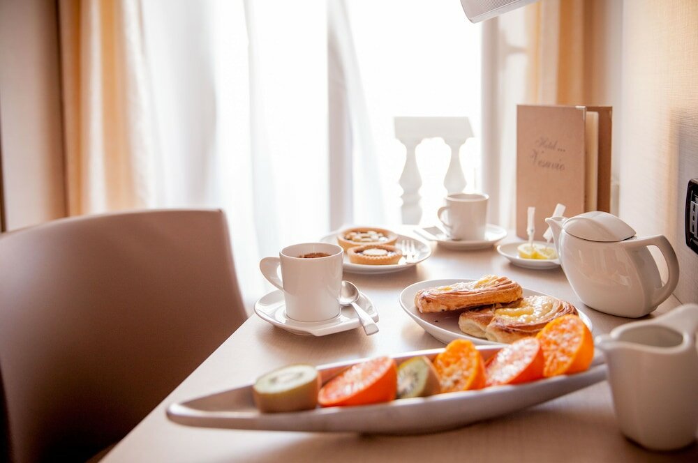 Фото Hotel Vesuvio