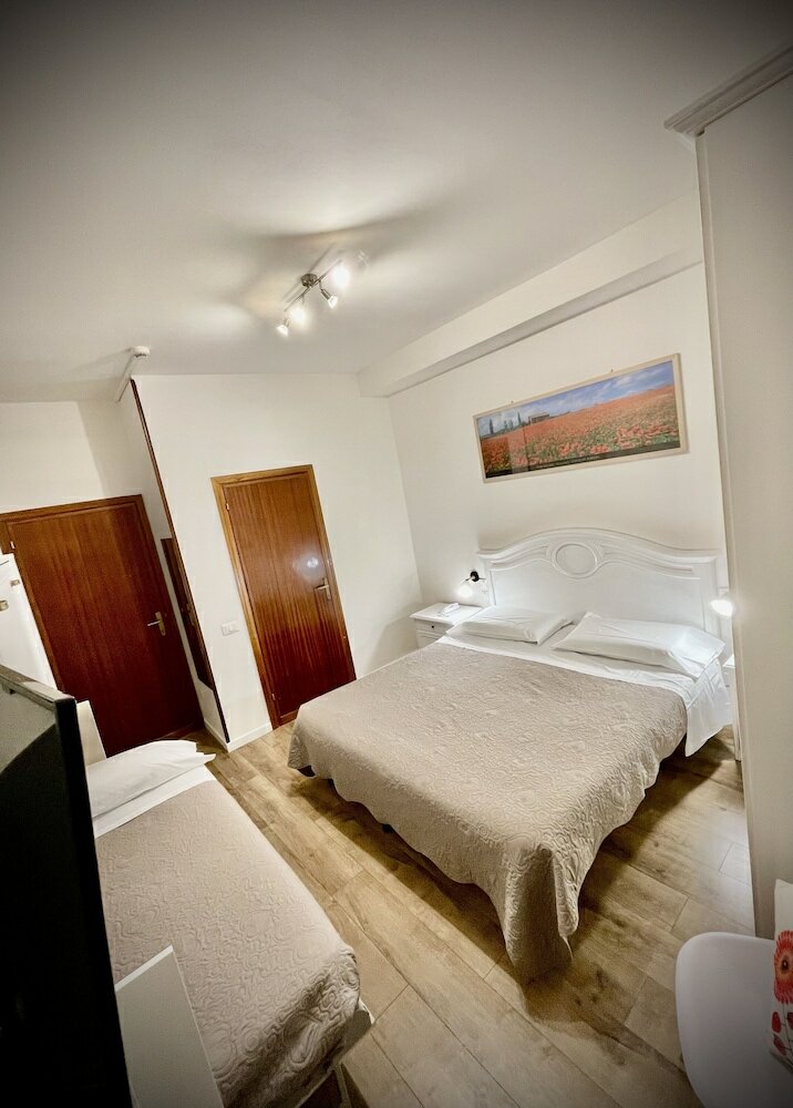 Фото Hotel Sant'Ercolano