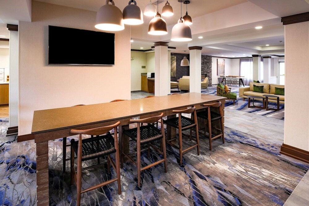 Фото Fairfield Inn & Suites by Marriott Elizabethtown