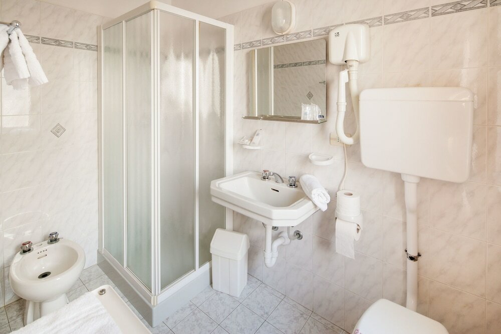 Фото Hotel Centrale Curtis