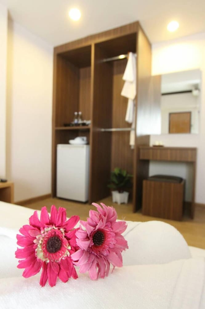 Фото Beerapan Hotel