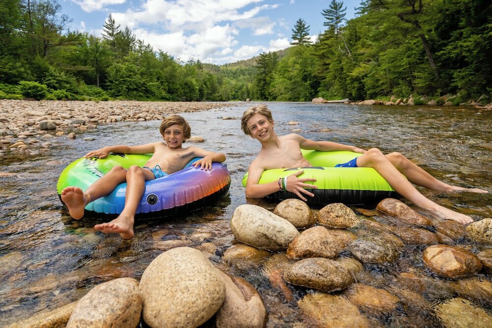 Фото Attitash Mountain Village