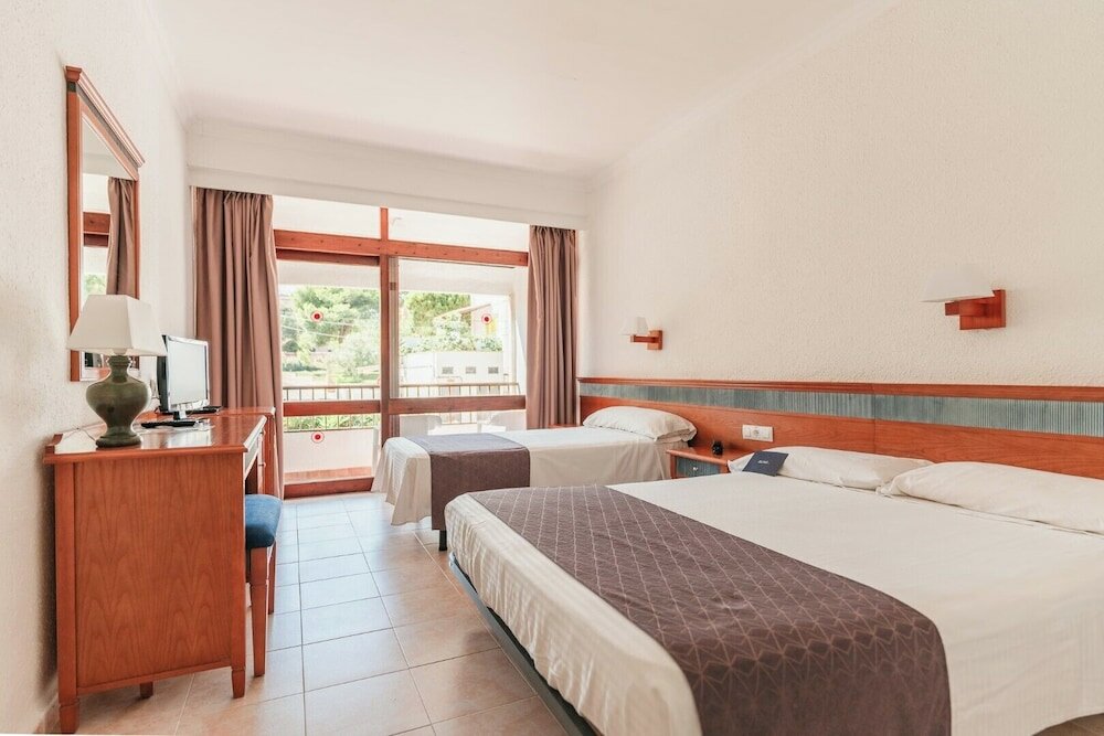 Фото Hotel Son Baulo