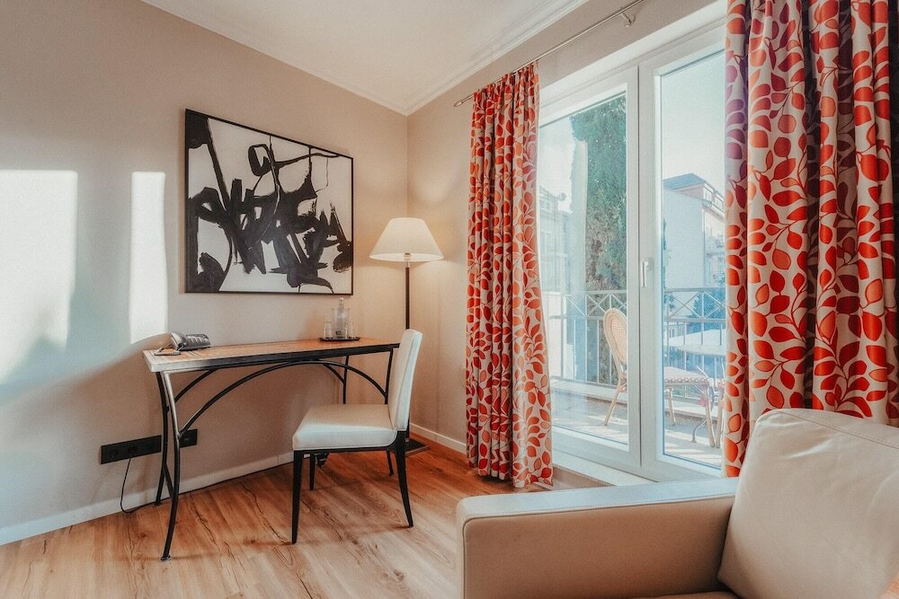 Фото Hotel Villa Toskana