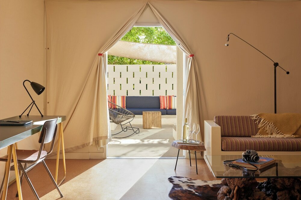 Фото Ace Hotel and Swim Club