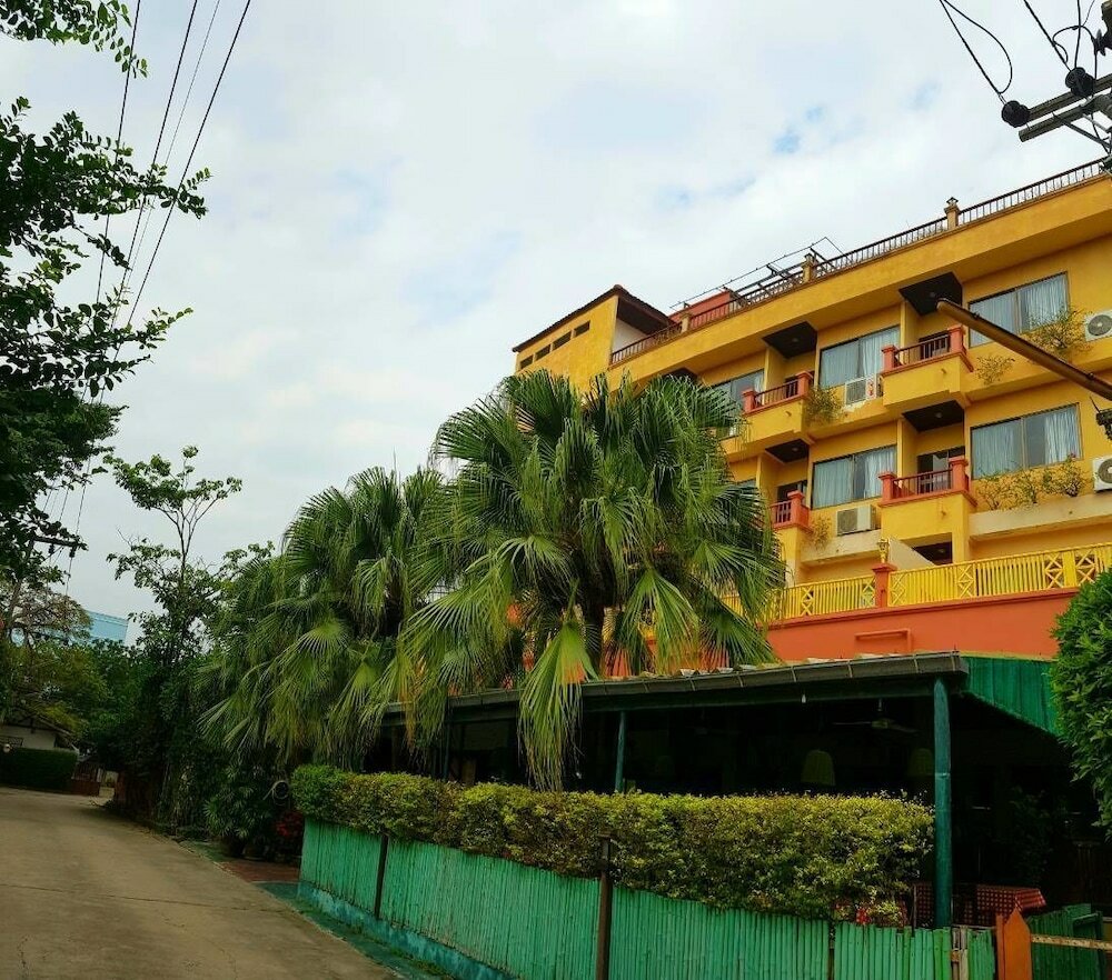 Фото Takiab Beach Resort