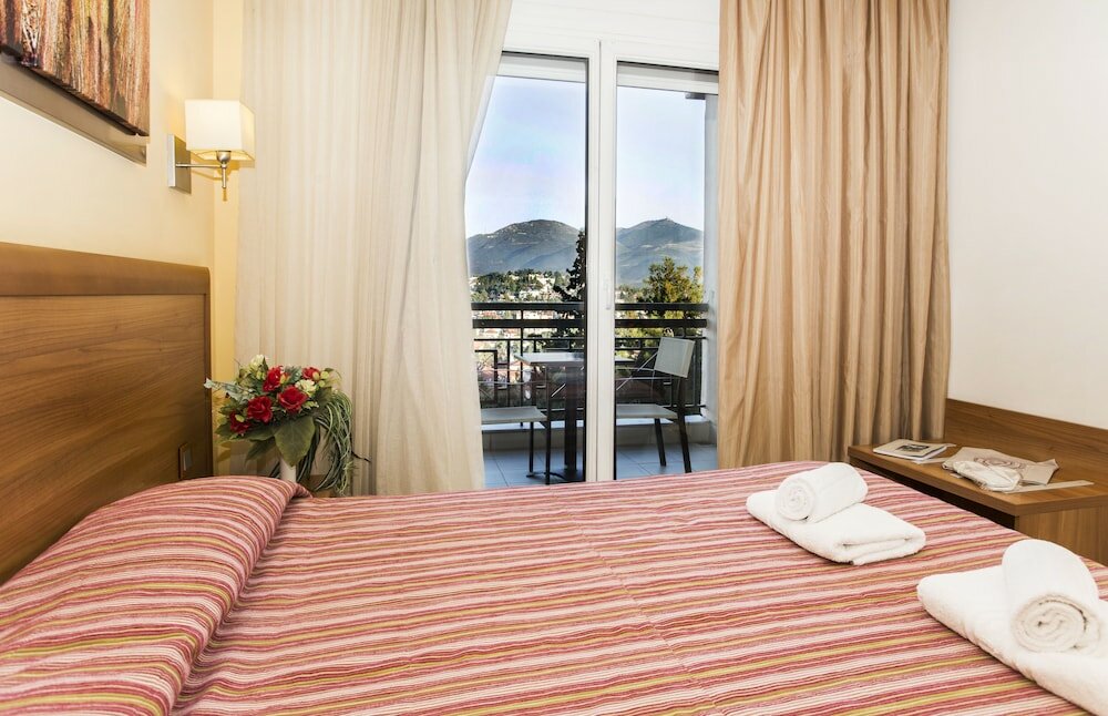 Фото Pefka Hotel