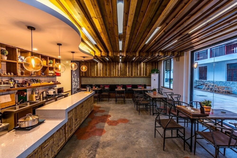 Фото Moon Flower Hotel