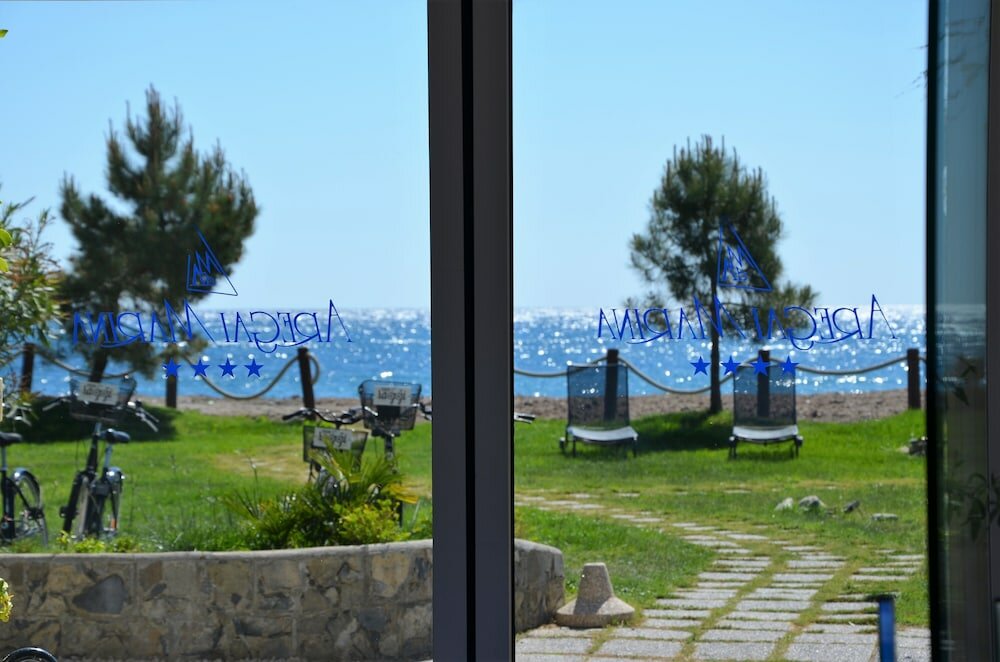 Фото Aregai Marina Hotel & Residence