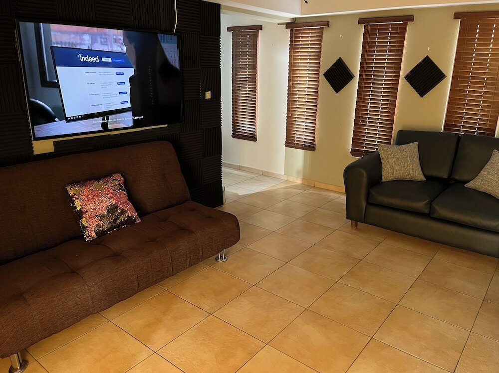 Фото Genesis Apartments