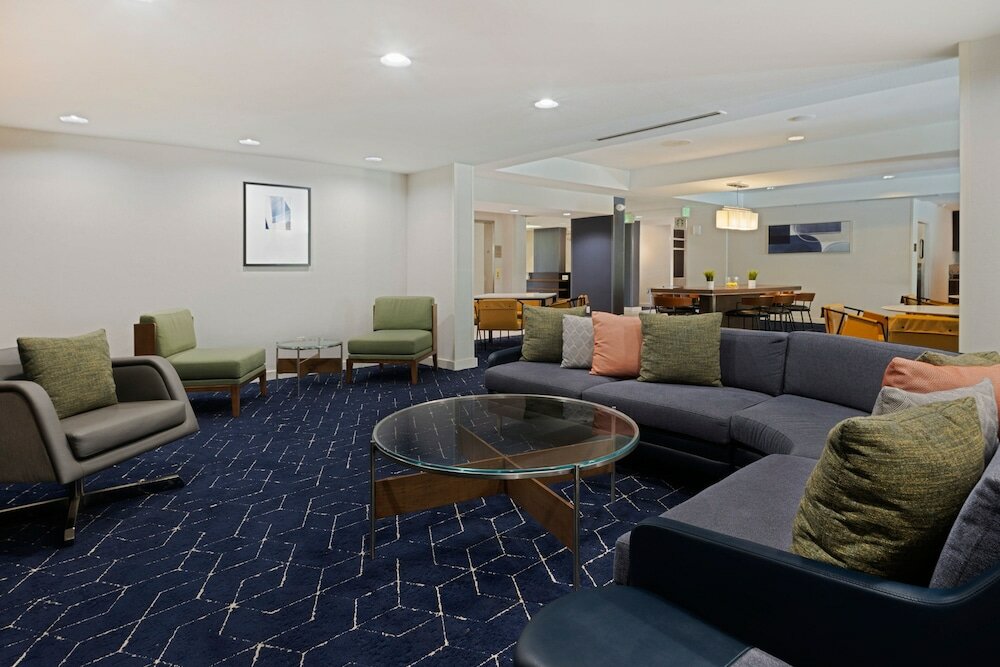 Фото Courtyard by Marriott Tampa North/I-75 Fletcher