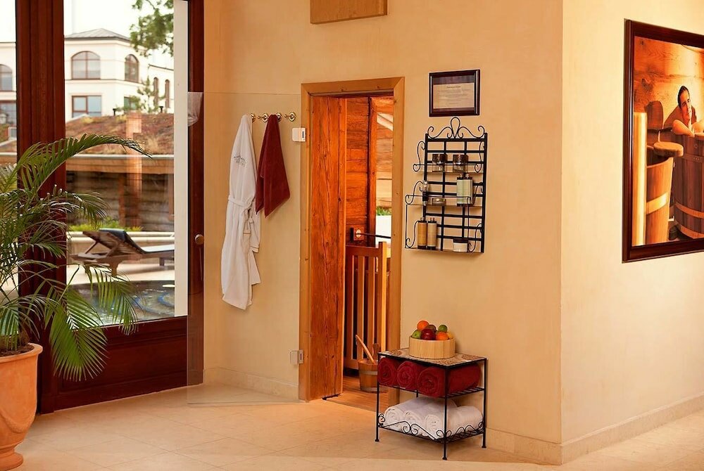 Фото Yachthafenresidenz Hohe Düne