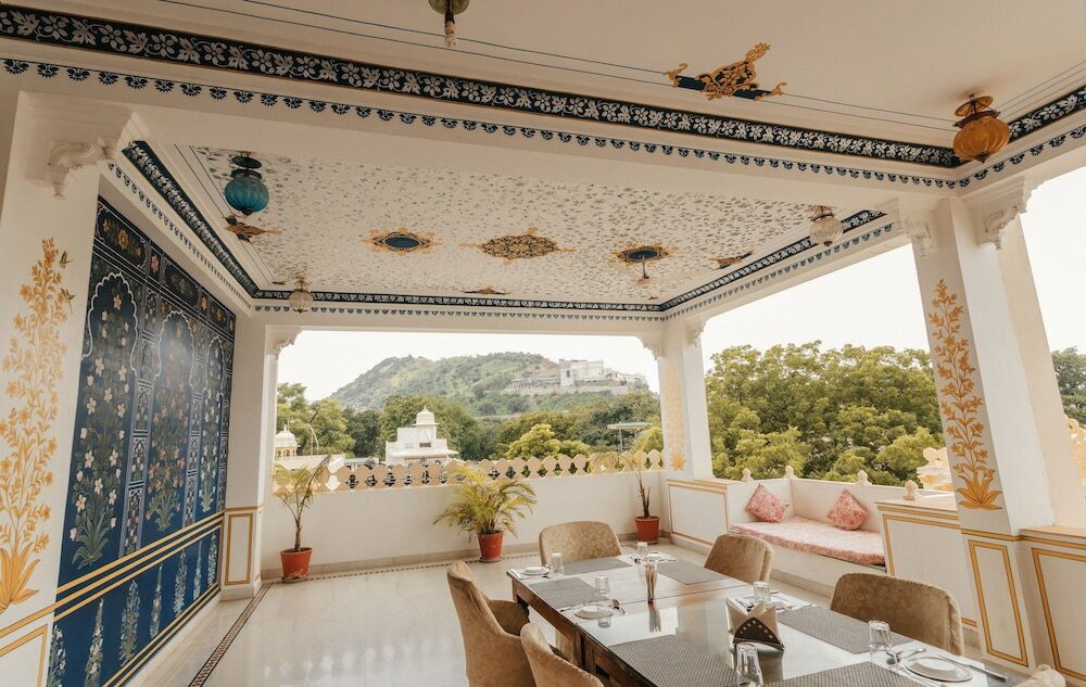 Фото Hotel Boheda Palace