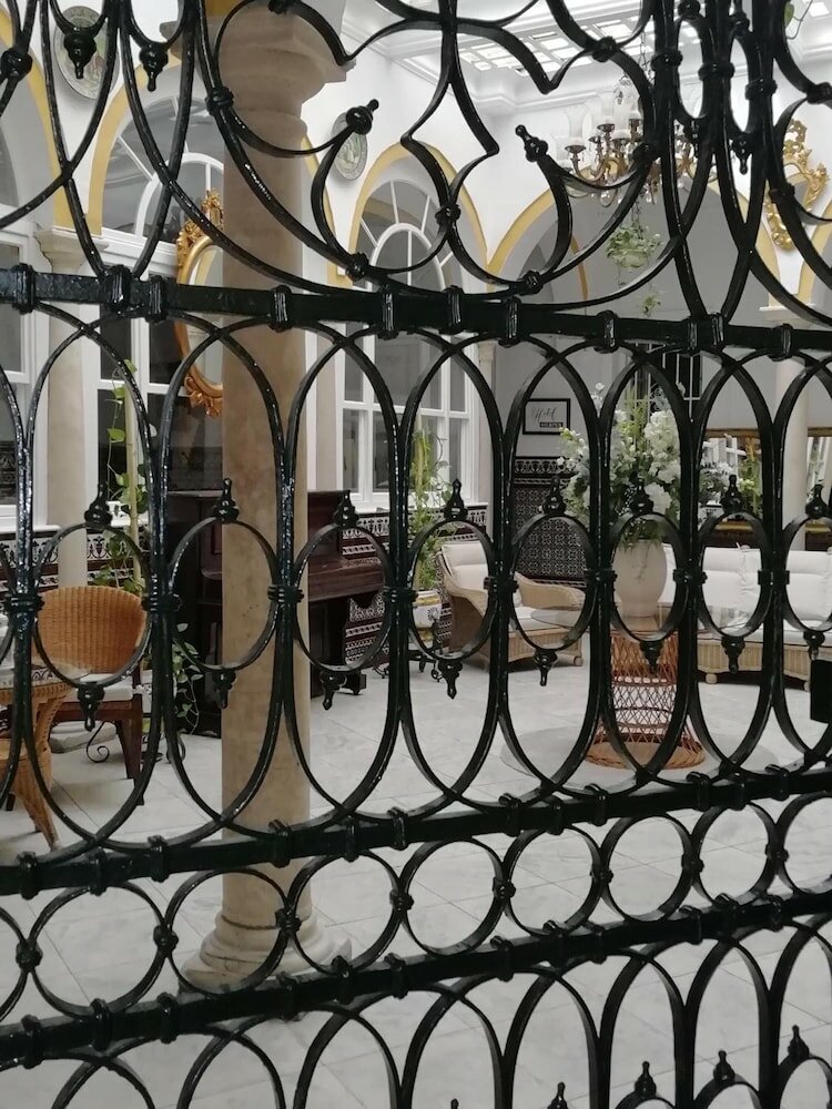 Фото Hostal Sierpes