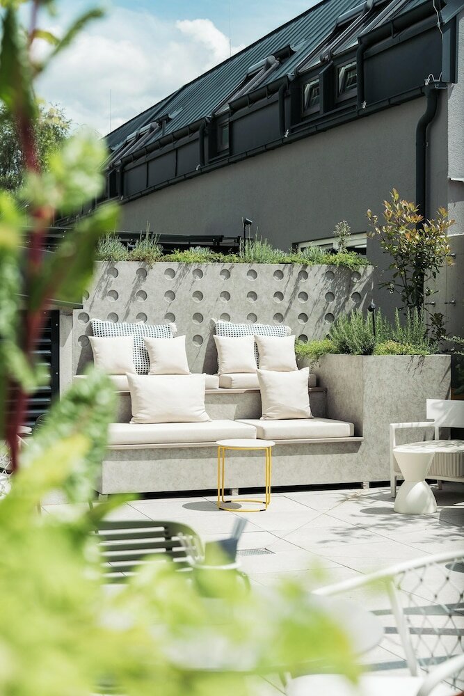 Фото Hotel Schani Uno City