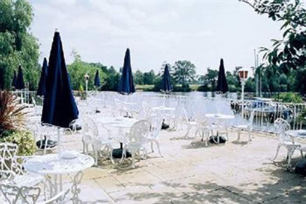 Фото Warren Lodge Hotel