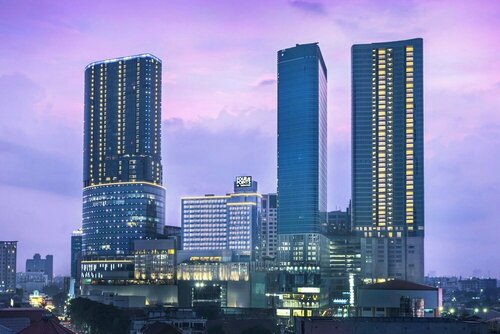 Внешний вид отеля Four Points by Sheraton Surabaya в Сурабой, фото 1