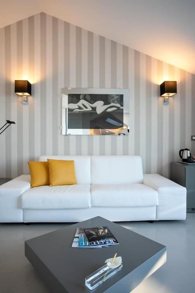 Фото Hotel Mariver