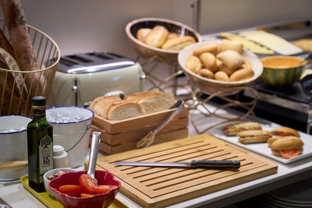 Фото Catalonia Castellnou