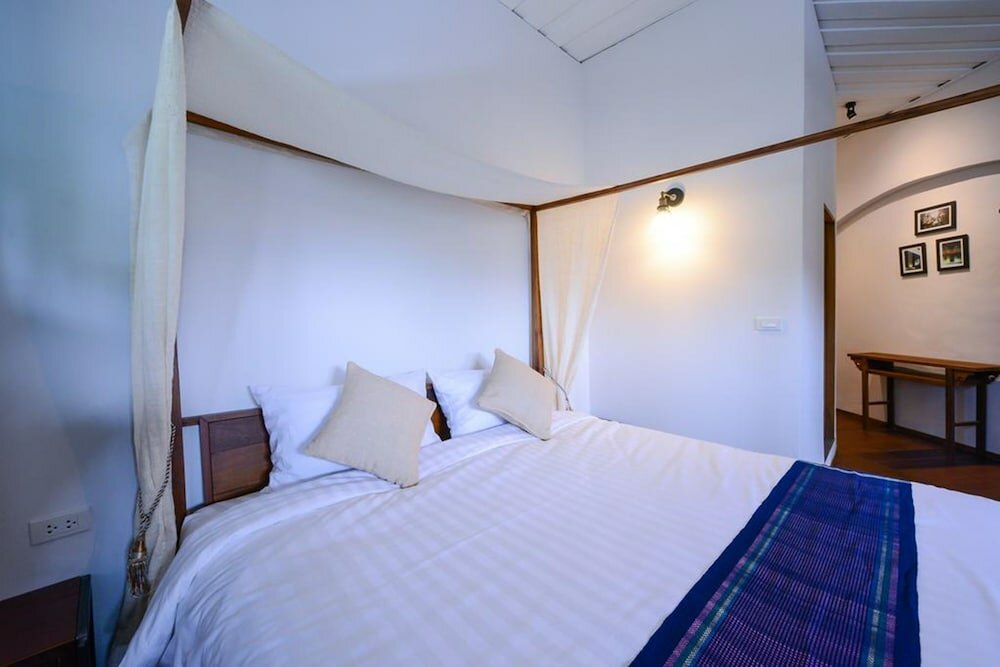 Фото Neighbor Phuthon