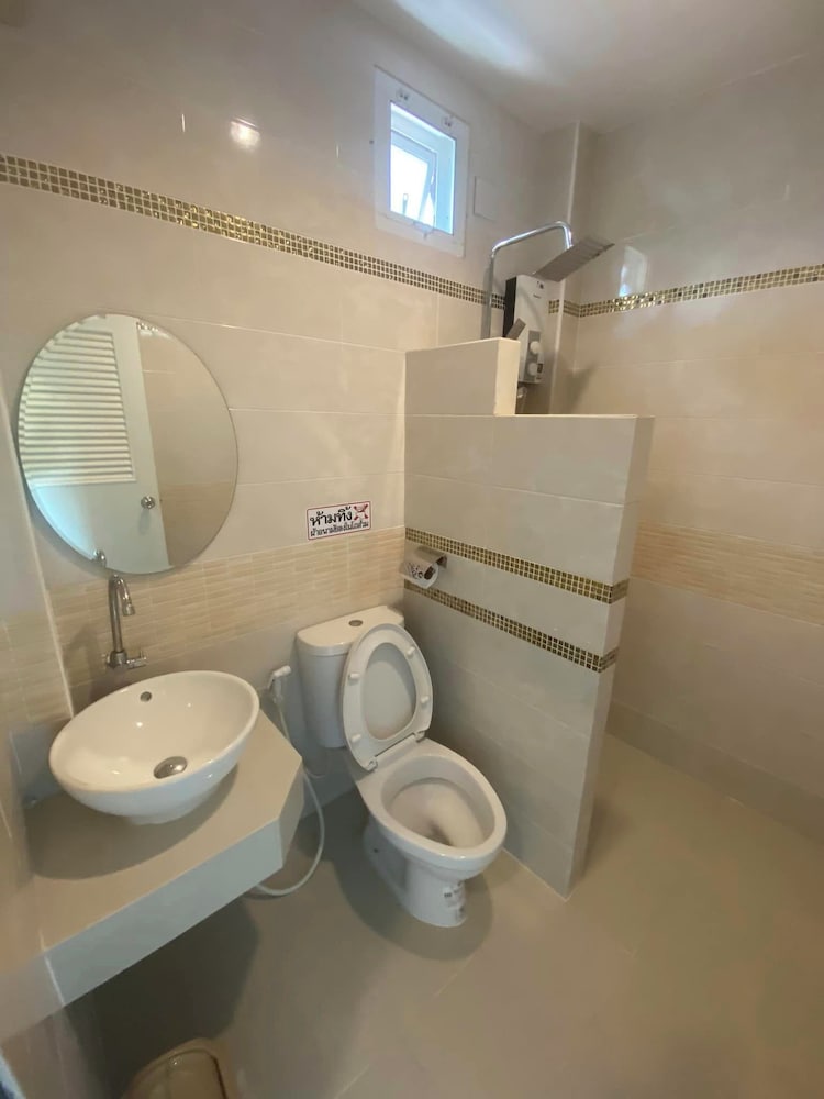 Фото ThanaVill Resort