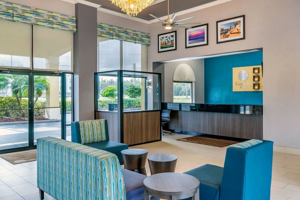 Фото Comfort Inn Sun City Center - Tampa South