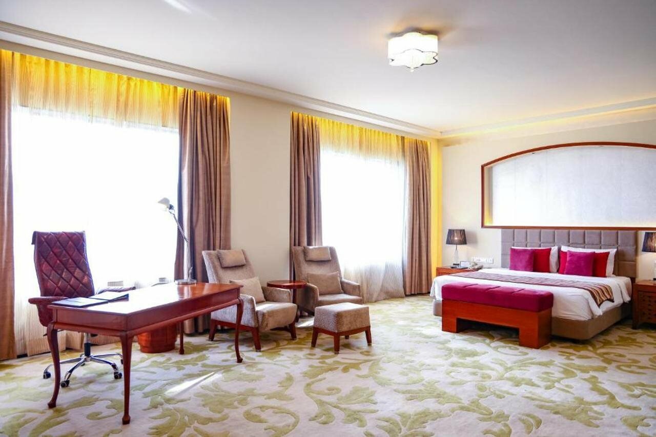 Фото Balaji Sarovar Premiere Solapur