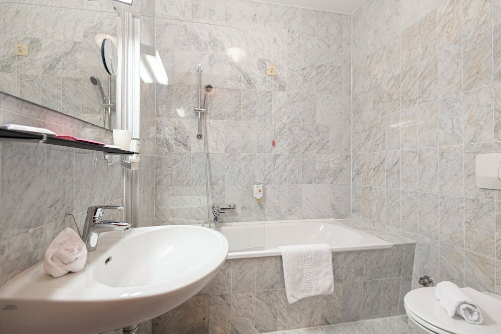 Фото Hotel Germania Gastein