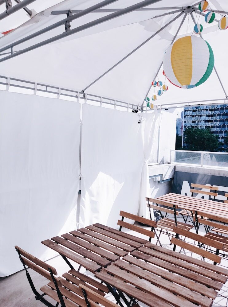 Фото Met A Space Pod @ Arab Street