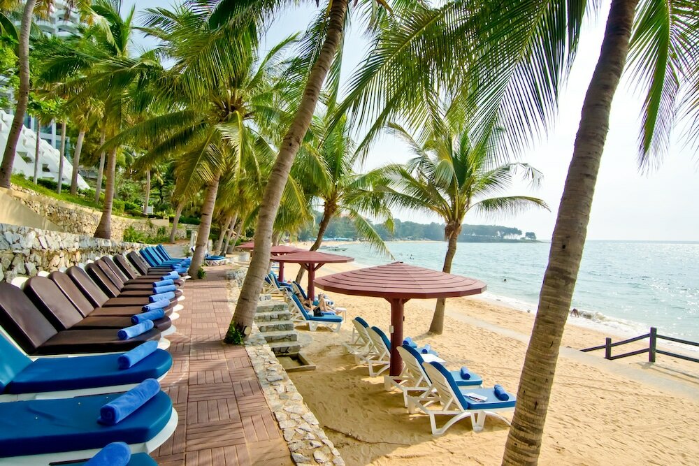 Фото Royal Cliff Beach Hotel