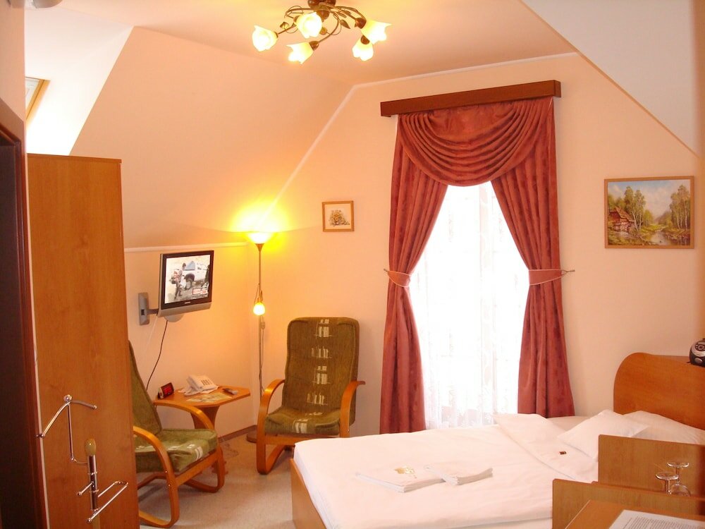 Фото Penzión Zlatý Jeleň