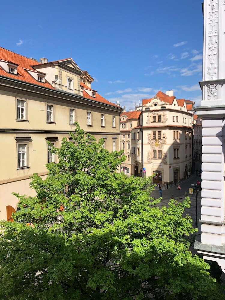 Фото Royal Road Residence