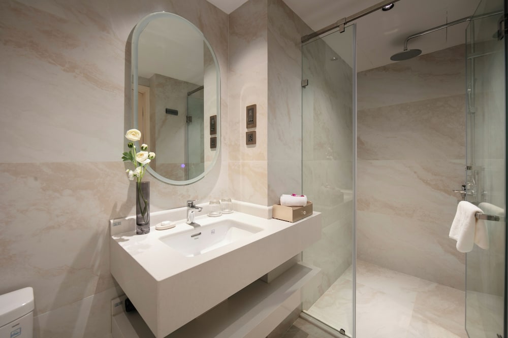 Фото The Chi Boutique Hotel