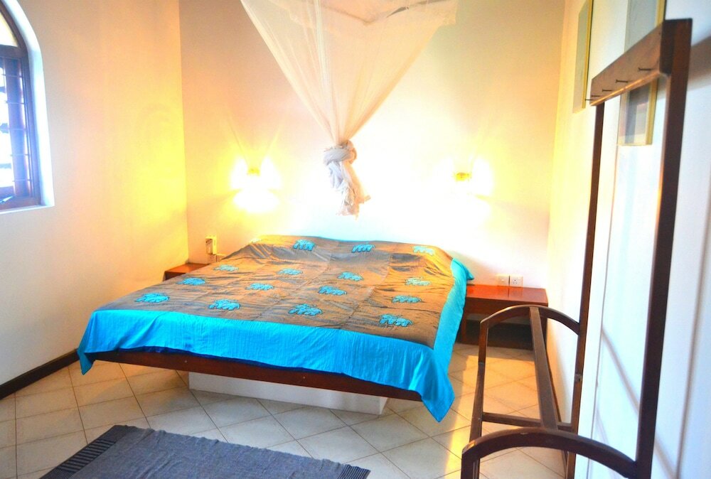 Фото Chaya Villa Guest House