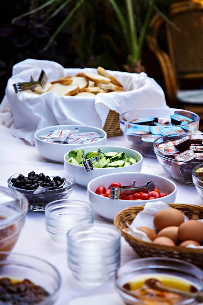 Фото Ideon Hotel