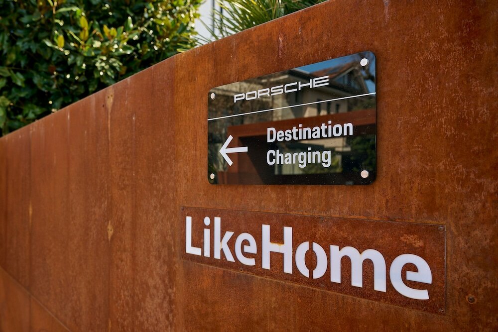 Фото Like Home - Boutique Hotel