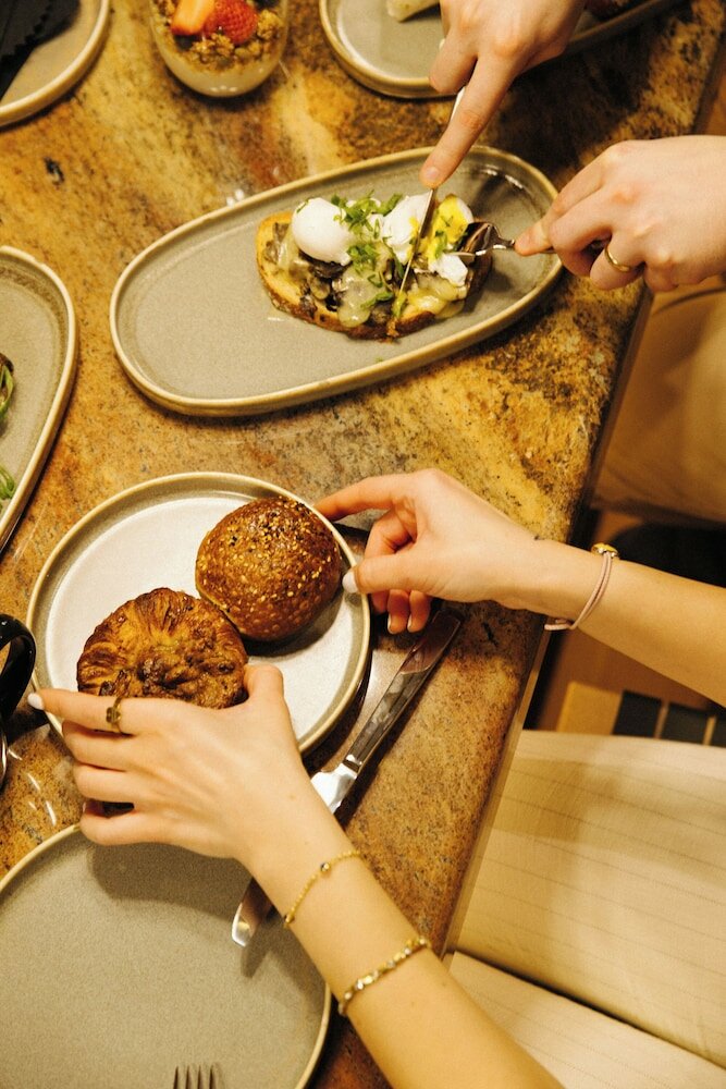 Фото Strathcona Hotel